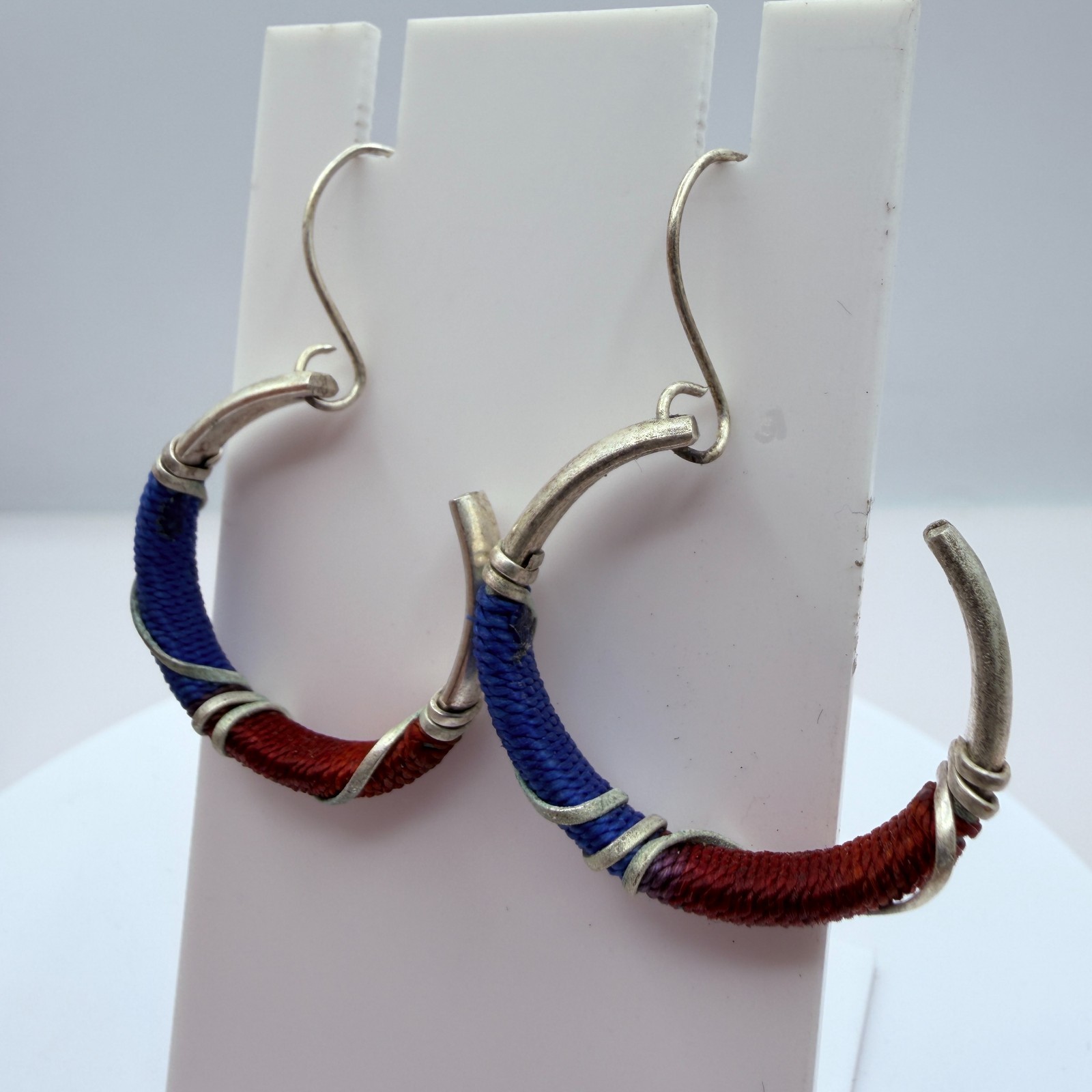 Vintage Silver Tone Thread Wrapped Jewelry Set Collar Necklace Cuff Hoop Earring