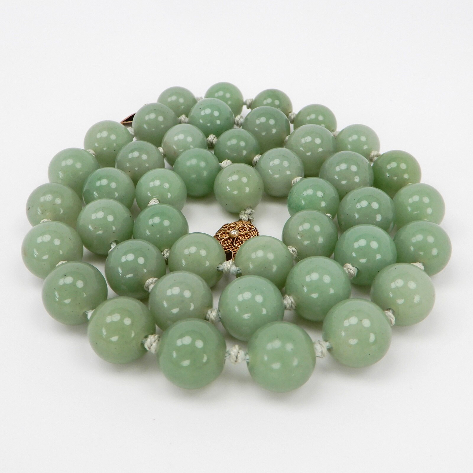Vtg Green Jade Knotted 12mm Bead Necklace 24” .925 Silver Filigree Clasp 115 gr