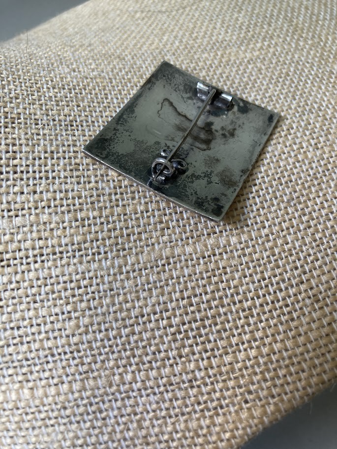 Vintage Mexican Guatemala Inca Brooch Pin Unique Closure Unmarked Nonmagnetic