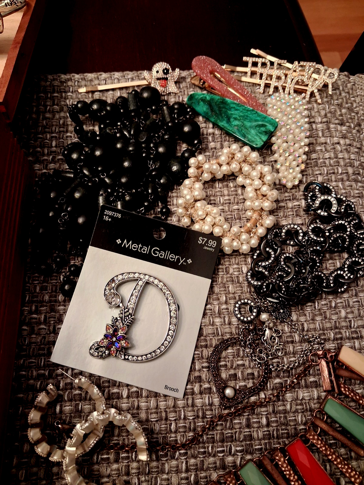 Vintage Modern Costume Jewelry Lot 50 + Pieces All Wearable Necklaces Bracelets