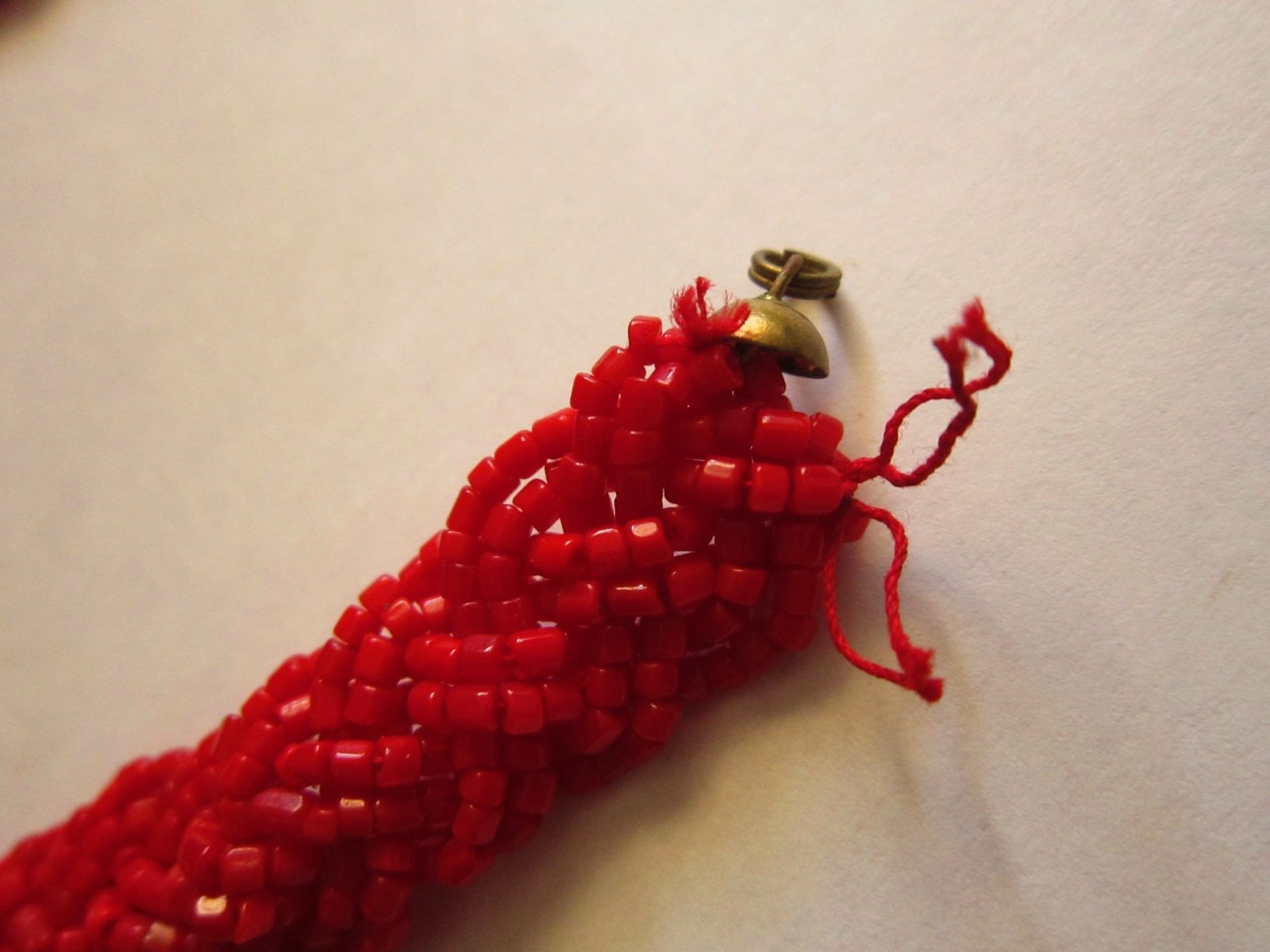 Vintage deco, braided choker red glass sead beads, gorgeous!