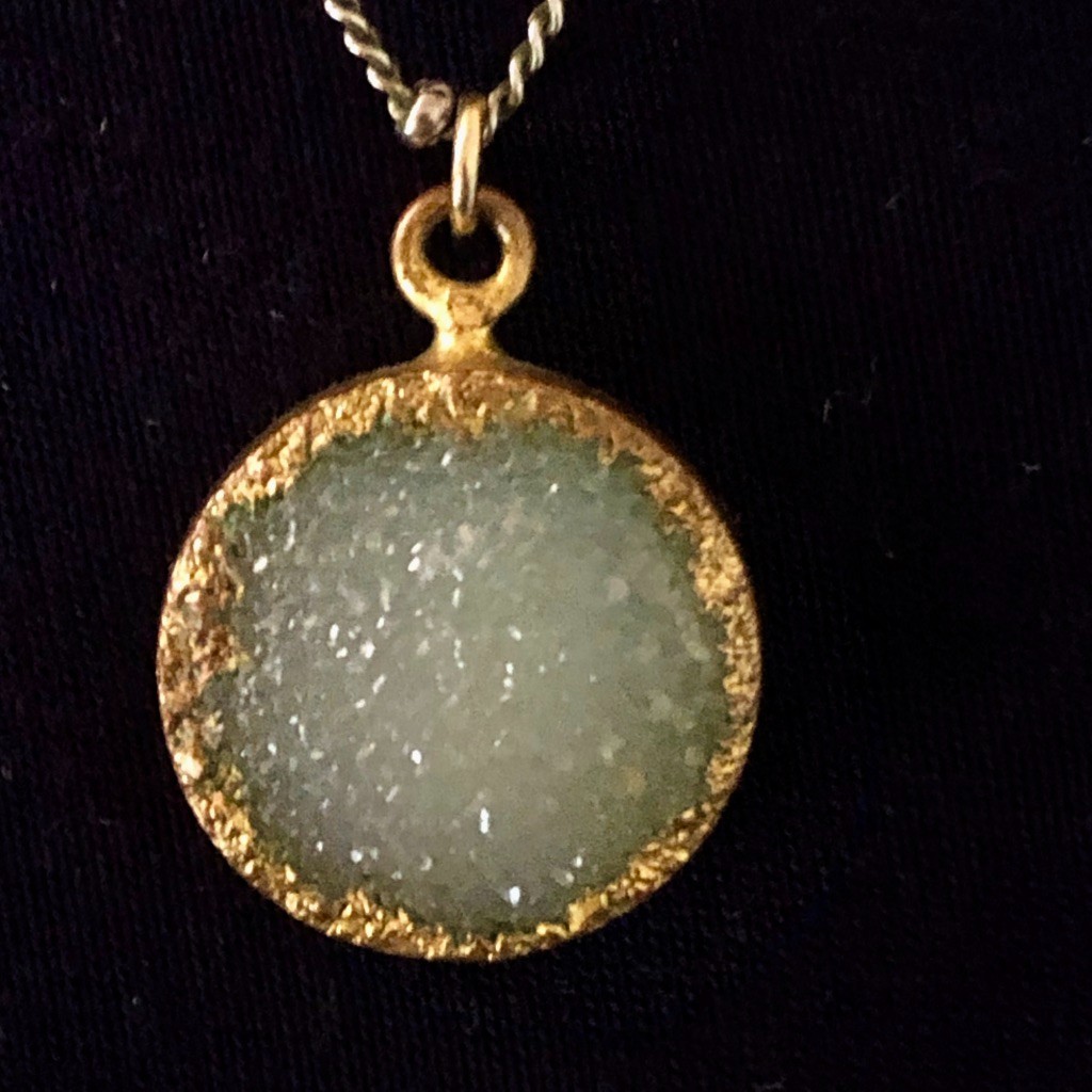 Pale Blue Druzy Quartz PENDANT CHAIN NECKLACE 34″ Silver Tone & Gold T Bezel VTG