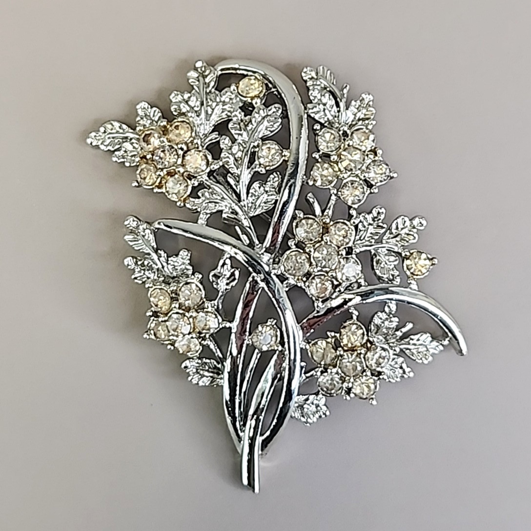 Rhinestone Flower Stem Brooch Clear Glass Silver Tone 2.25″