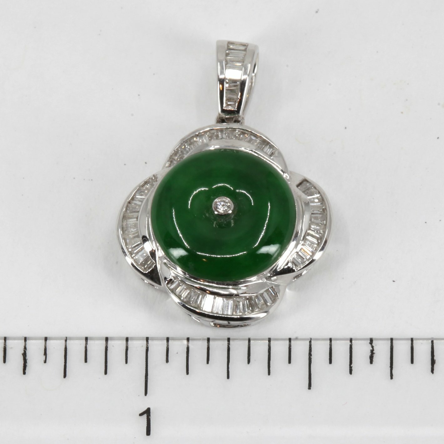 18K Solid White Gold Diamond Jade Pendant D0.35CT