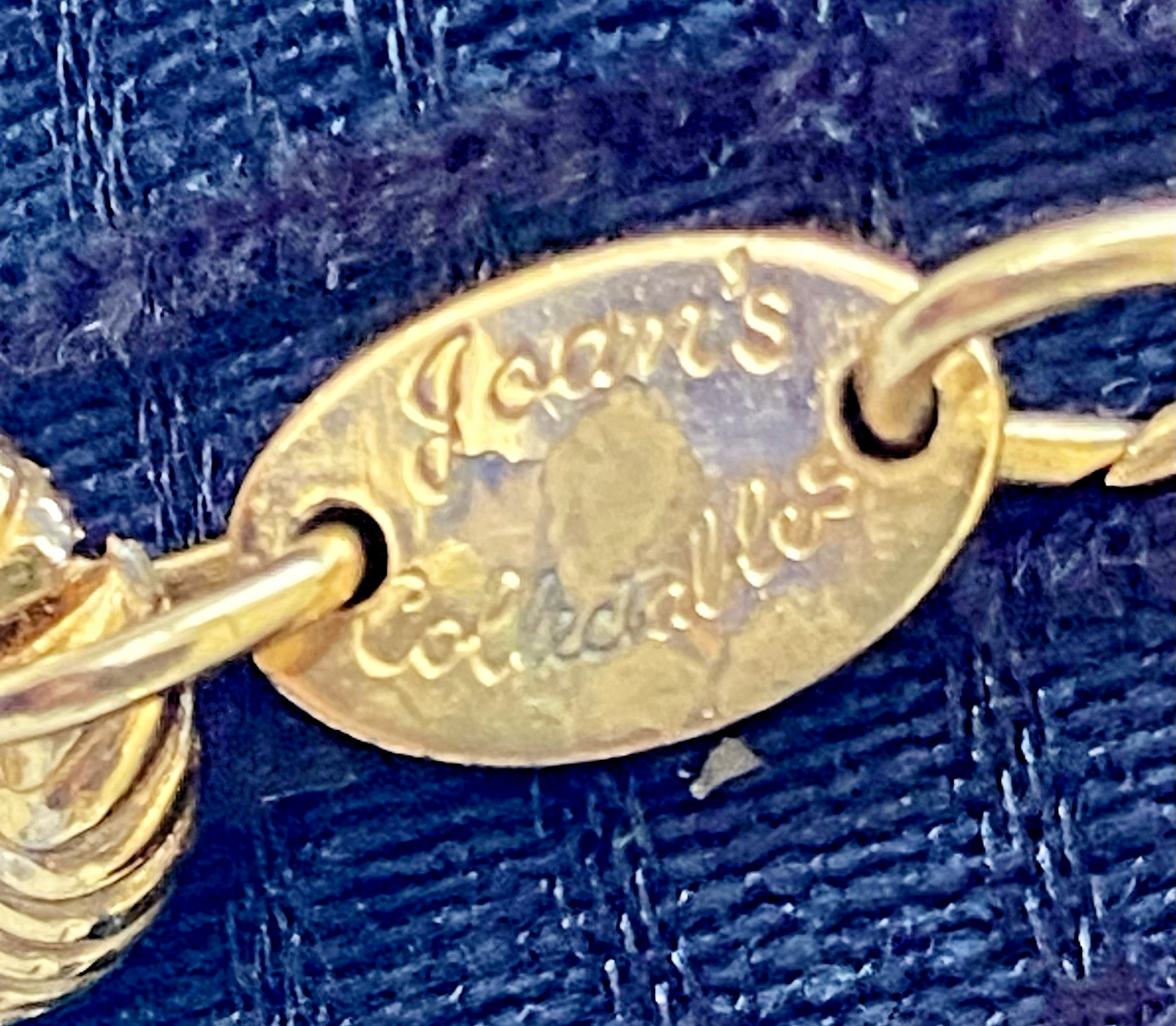 Vintage Joan’s Collectibles Gold Tone Textured Cable Link Bracelet – 8.25″ Long