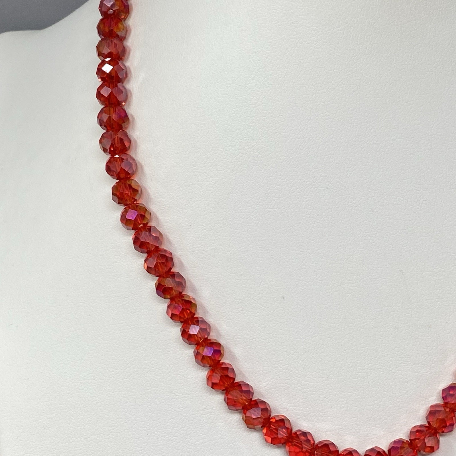 Red Aurora Borealis Glass Bead Necklace Colar Iridescent Shiny Round Faceted 18″