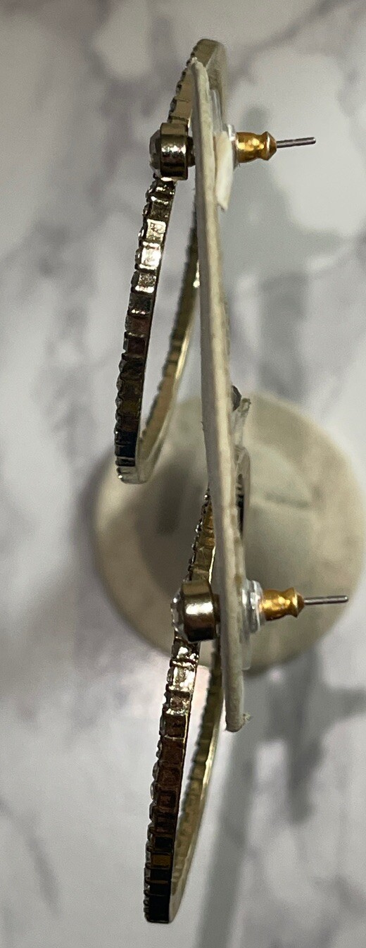 Vintage Signed SUGARFIX Gold Tone Rhinestone Pierced Earrings Z-30