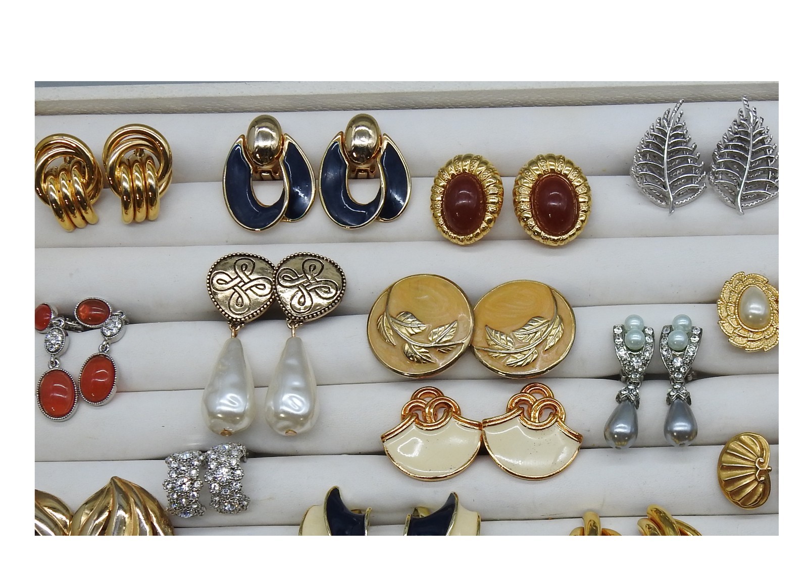 Vintage Now Lot Chunky Statement Clip Earrings 80’s Costume Gold Tone Enamel