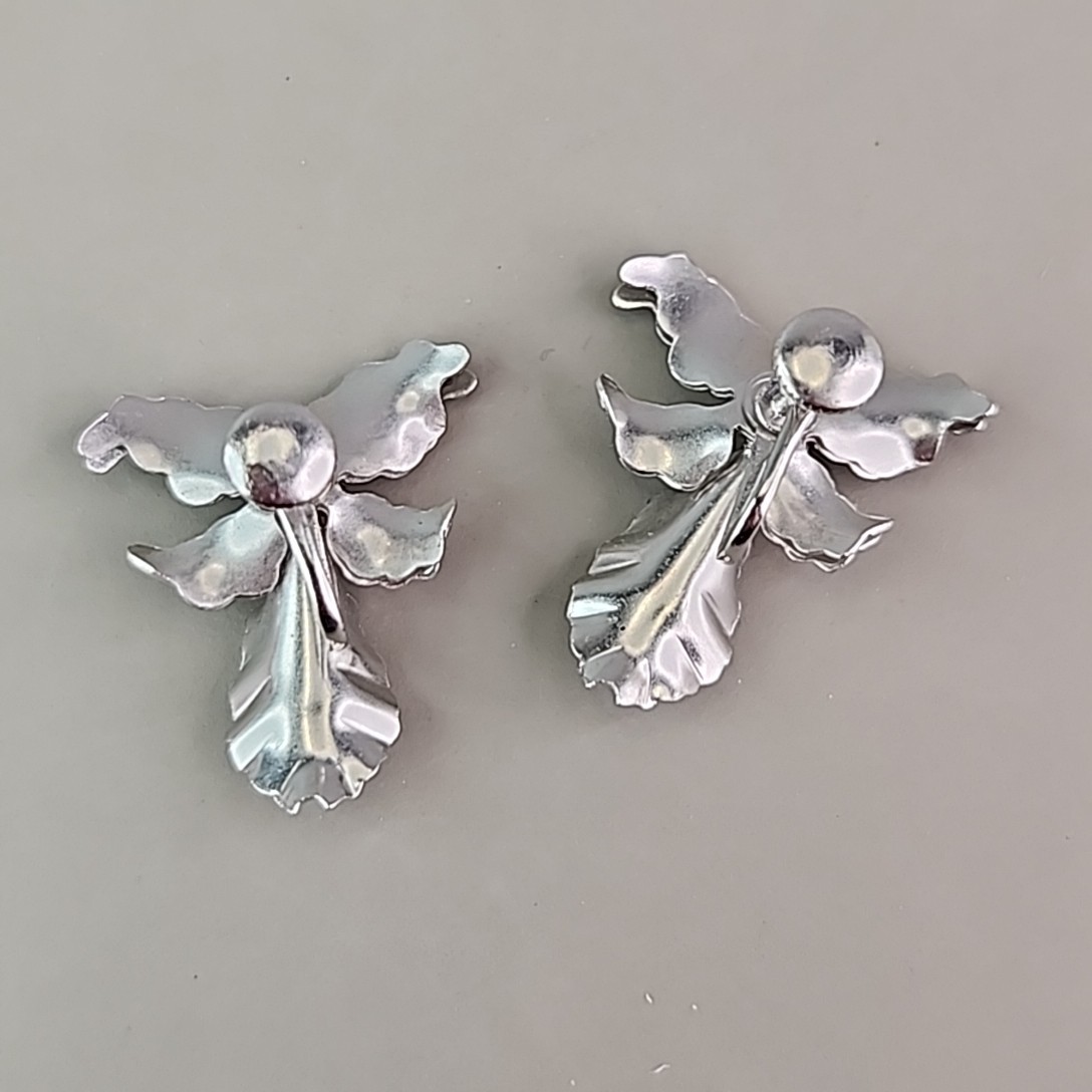 Vintage Flower Screw Back Earrings Orchid Purple Rhinestone Silver Tone 1″