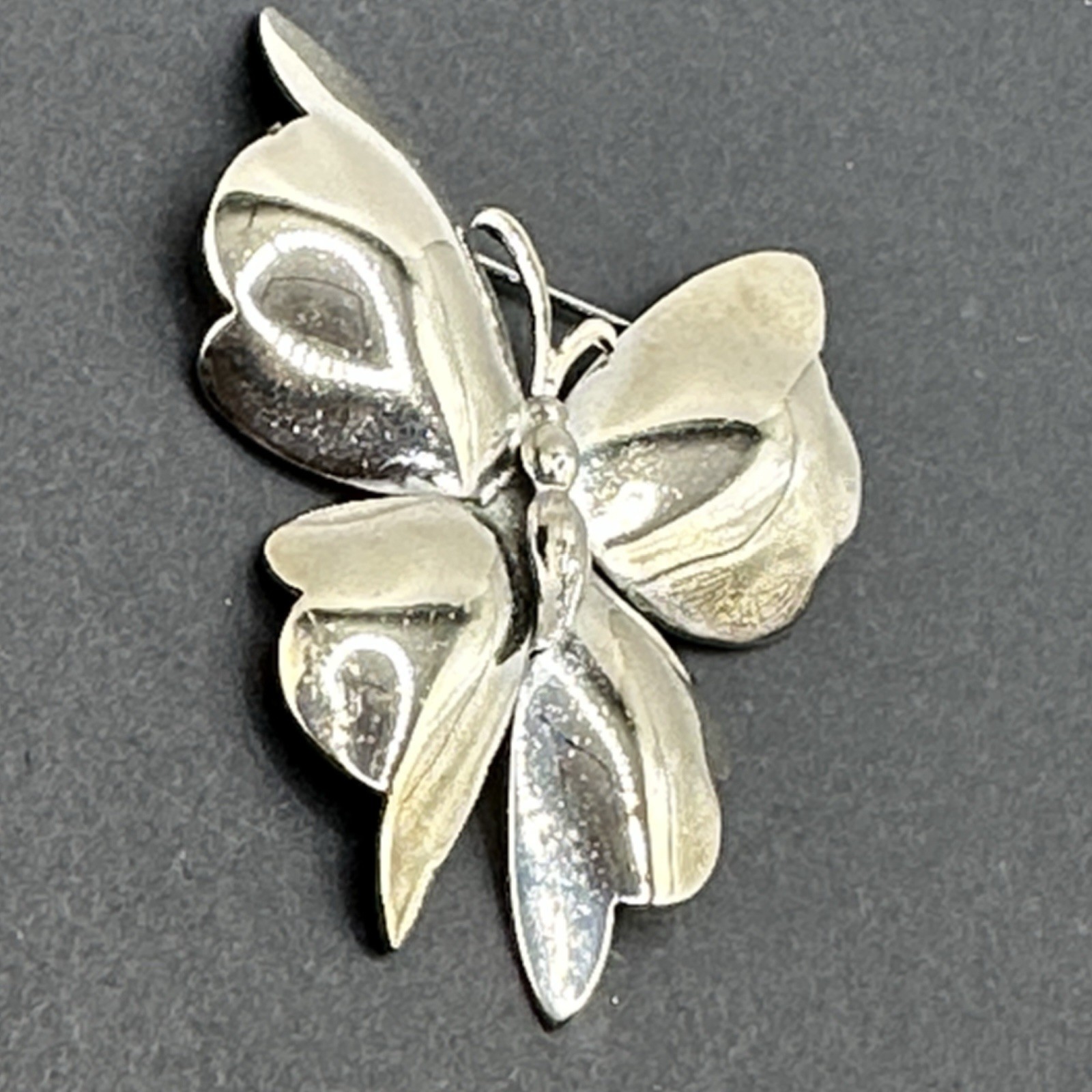 Vintage Butterfly Brooch Pin J44H