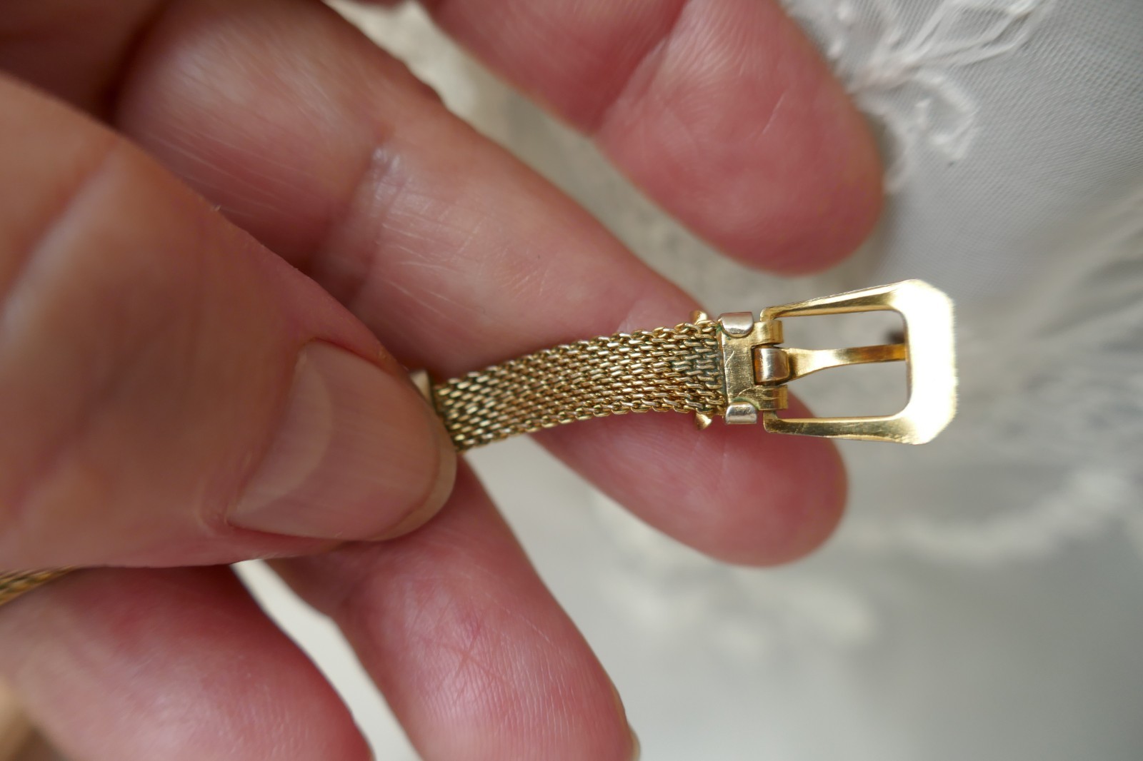 VTG GT Belt Buckle Mesh Chain Adjustable 15″ Total Length Choker Necklace 1/4″ W
