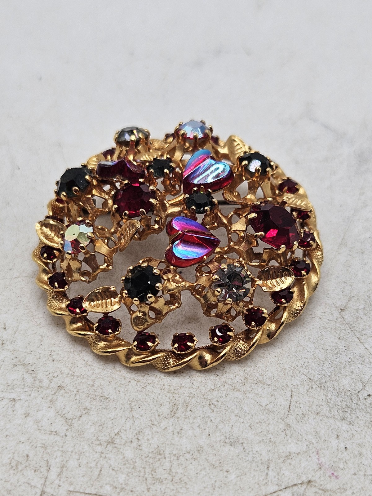 Vintage Austrian Crystal And Rhinestone Goldtone Brooch.