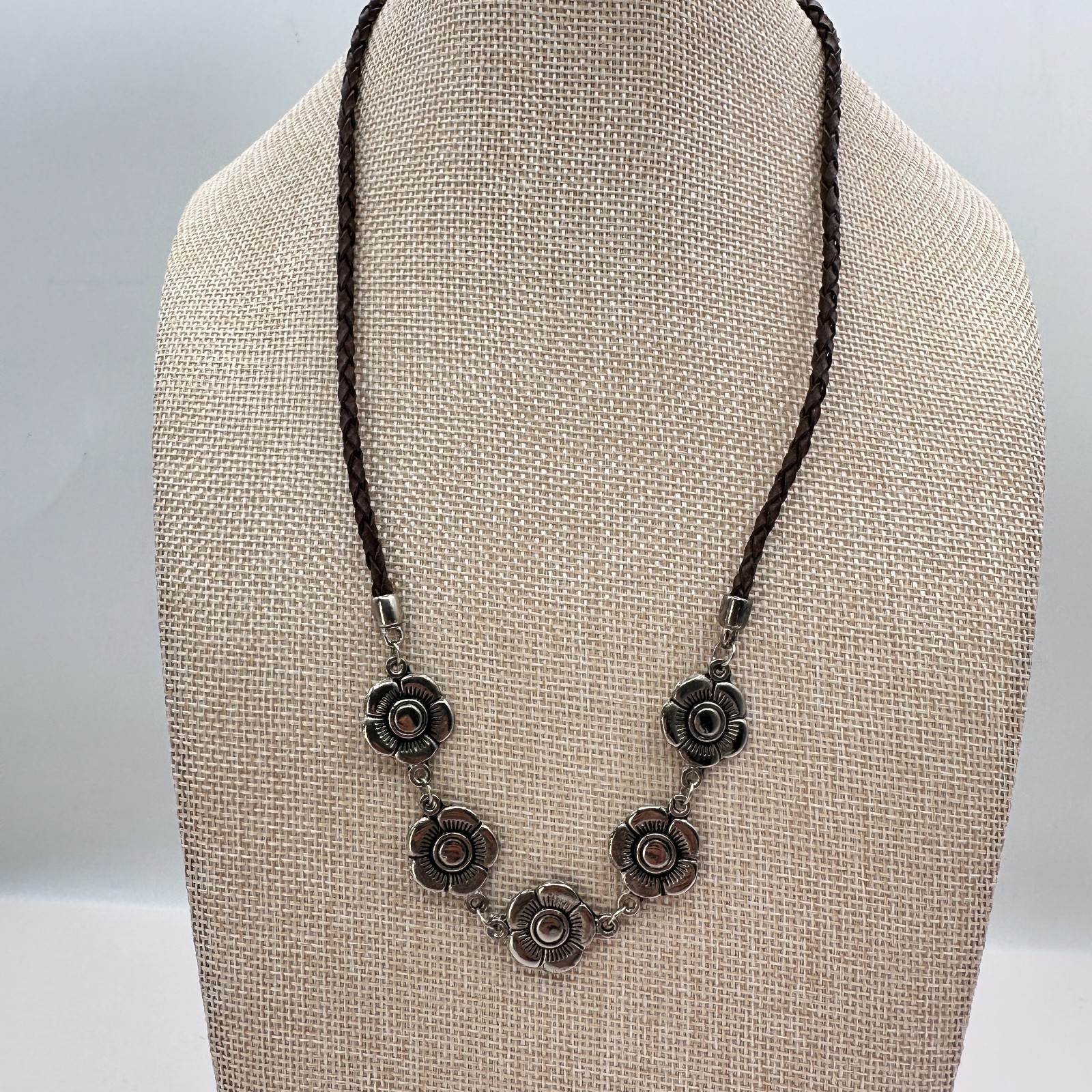 Vintage Y2K Floral Silver Tone Brown Braided Leather Cord Bib Necklace Jewelry