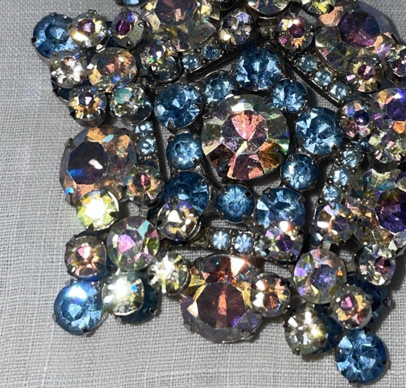Vintage Juliana “BOOK PIECE” AB Crystal Starburst Brooch & Clip Earrings #1355