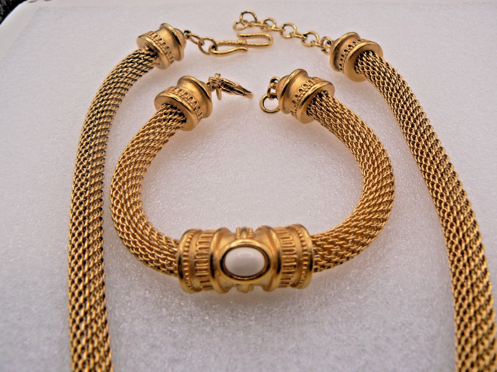 VTG Monet Gold Toned Meshed Chain Necklace with Matching Complementary 17” Neckl