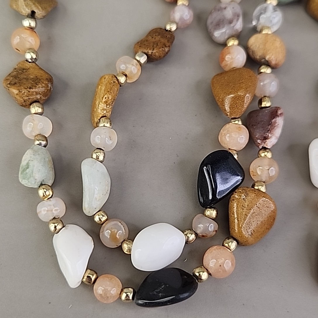Vintage Beggars Beads Stone Necklace Nuggets Multicolor Agate Quartz 28″