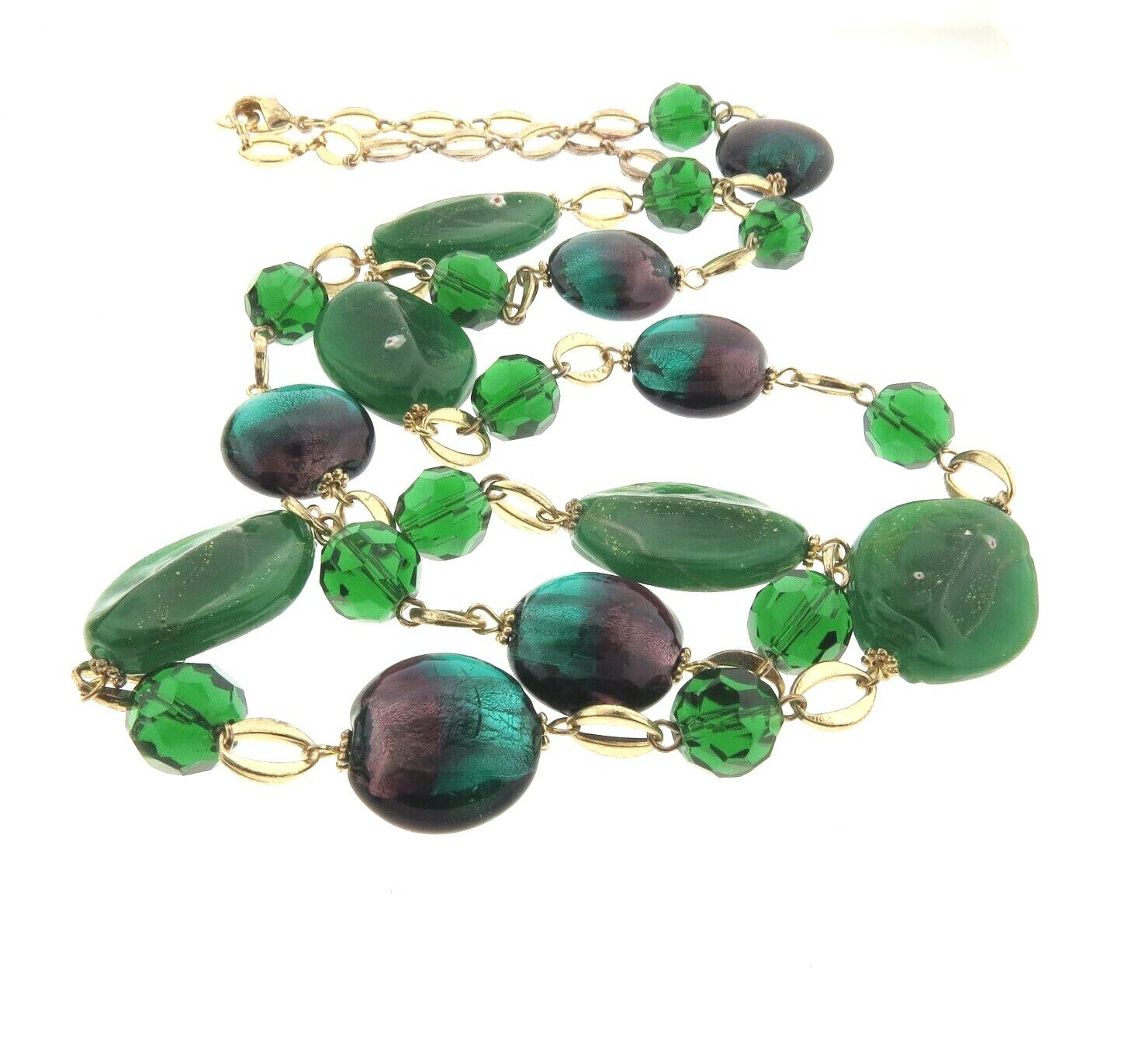 Green Foiled Glass Bead Necklace 1 x 37″