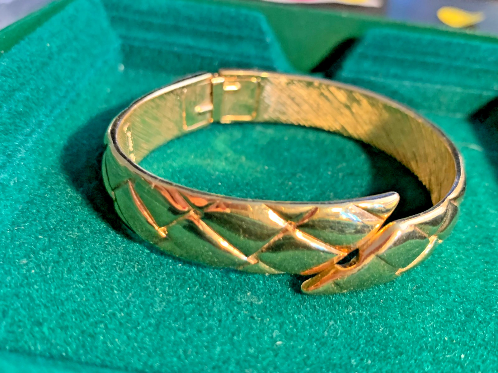Post 1950’s Vintage Monet Goldtone Chain Bracelet