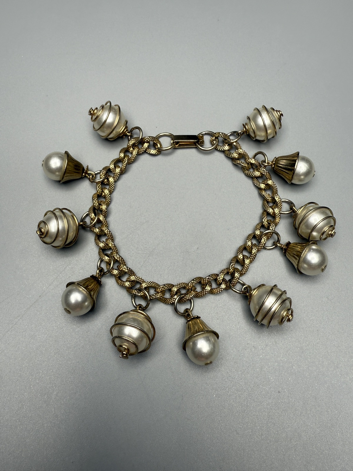 Charm Bracelet Gold Tone Bead Dangle Faux Pearl Wire Wrapped 7.25” VTG Cha Cha