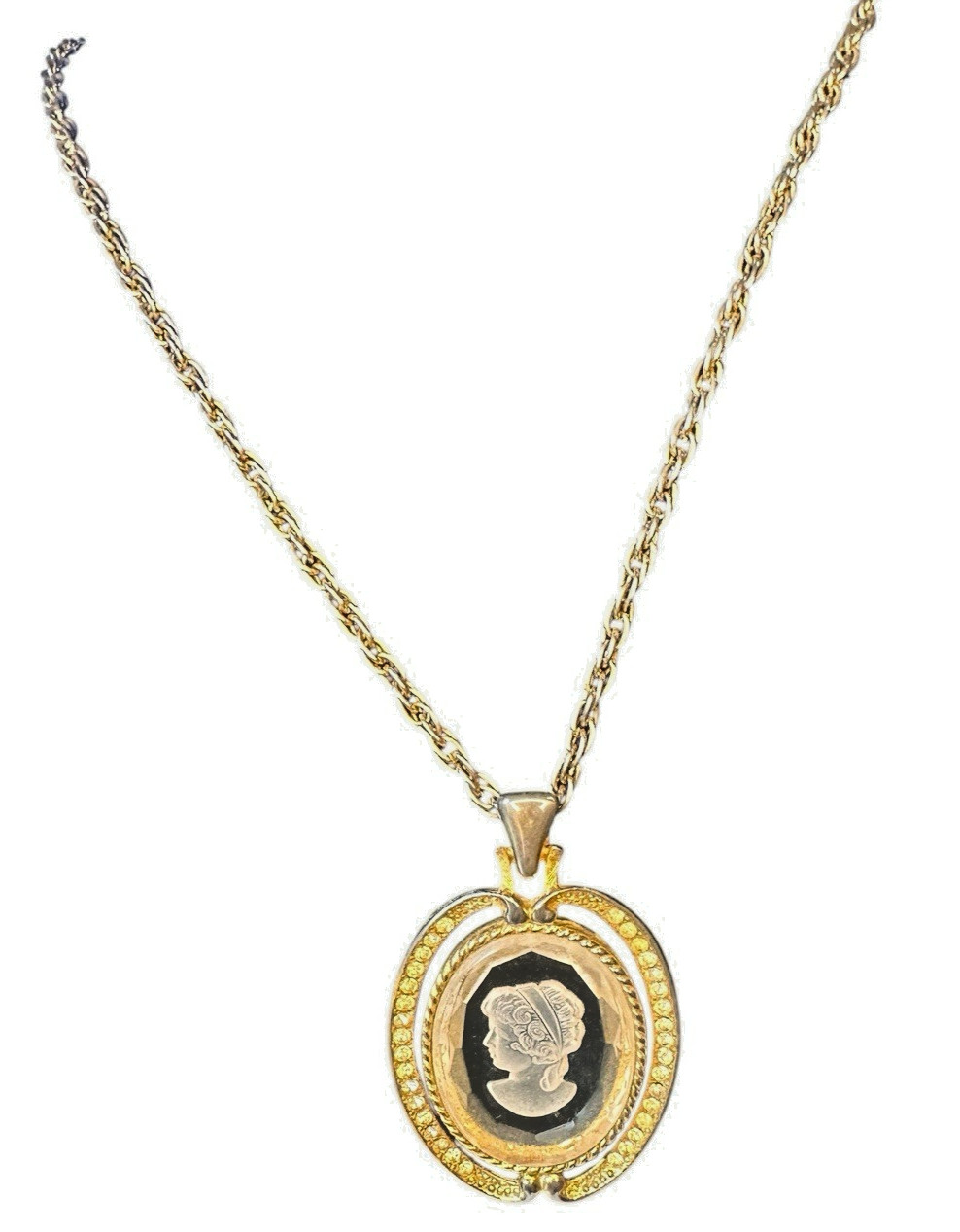 Vintage Clear Acrylic Cameo Woman Faceted Crystal Gold Tone Pendant Necklace 24″