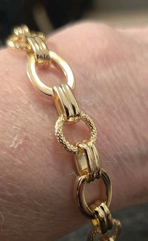 Heavy Oval Link Gold Filled Bracelet/Round Etched Links