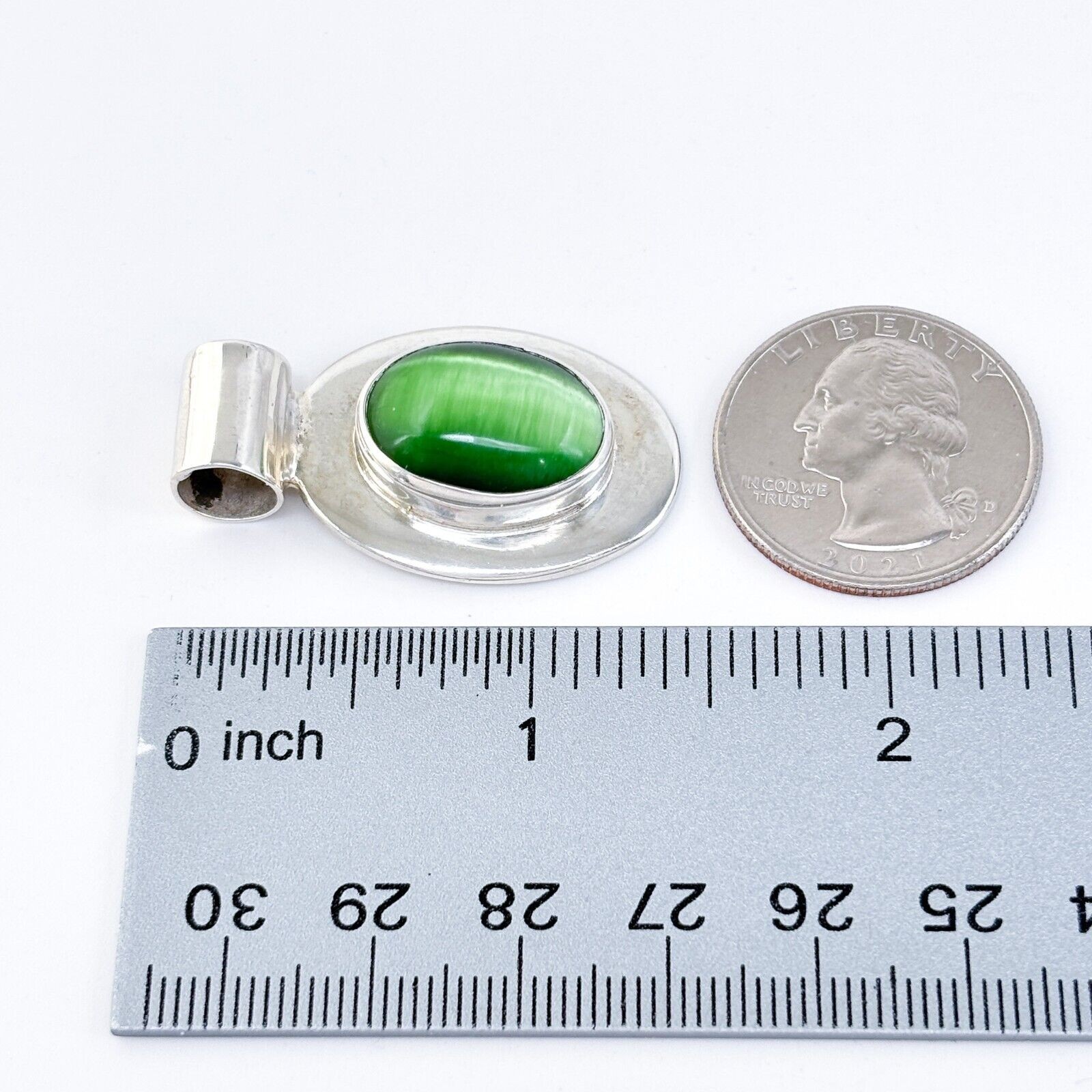 Mexico Green Beryl Oval Pendant | Vintage Sterling Silver 925