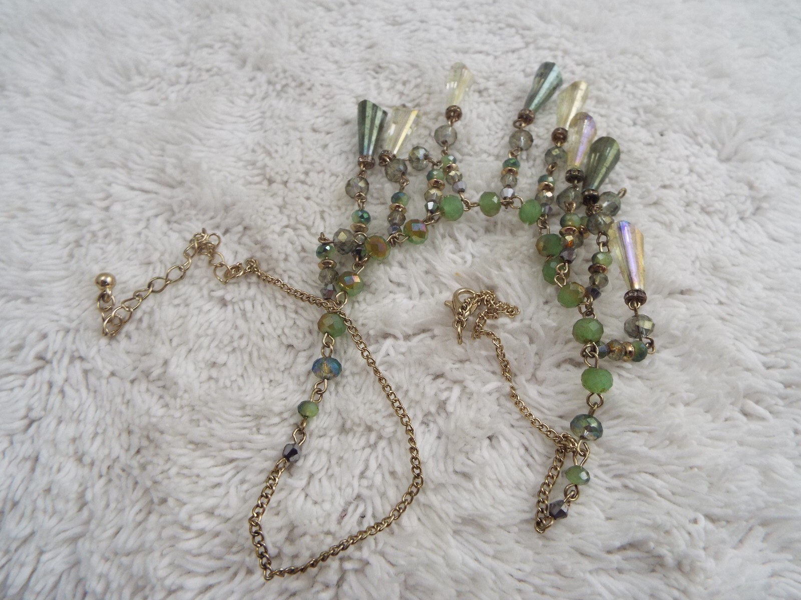Goldtone Green Bead Fringe Bib Necklace (J20)