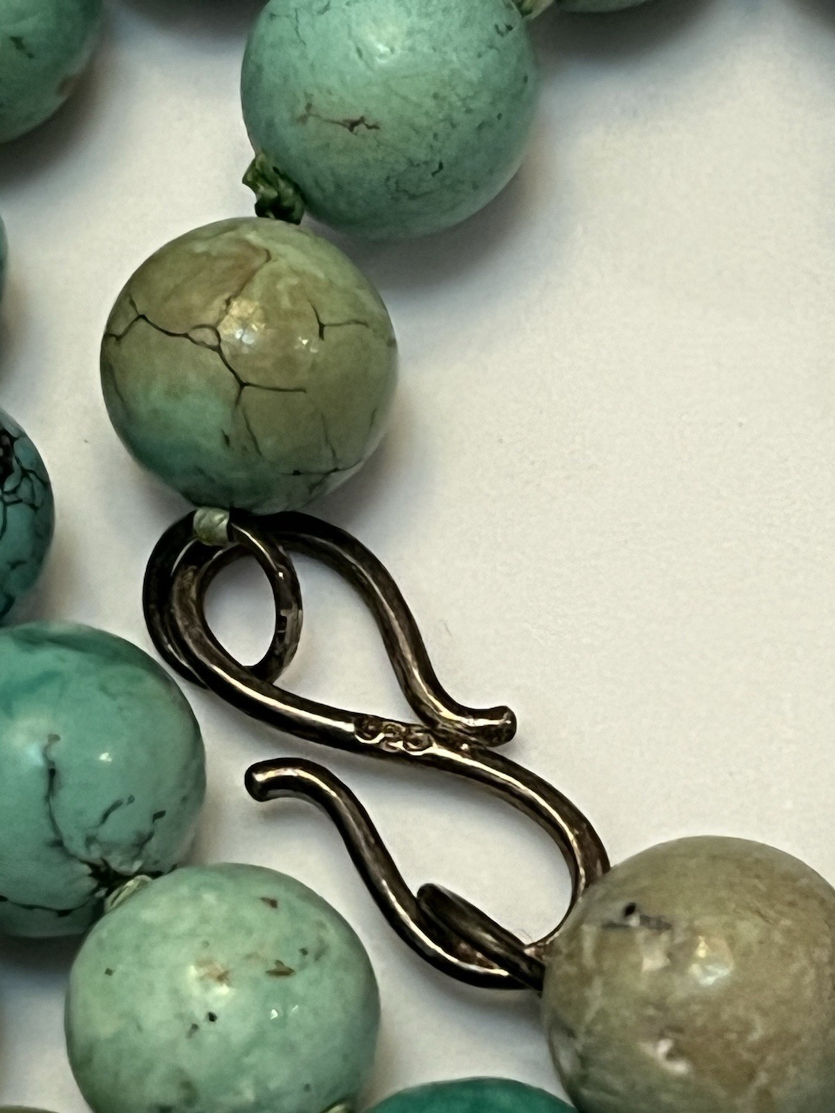 Vintage Hubei Turquoise Beaded Necklace 23.5 in 70 Gram 10.1 mm Double Knotted