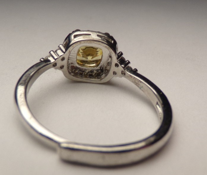 VTG SILVER RHODIUM PLATE YELLOW CITRINE CLEAR BRILLIANT CZ HALO RING SIZE 7 MINT
