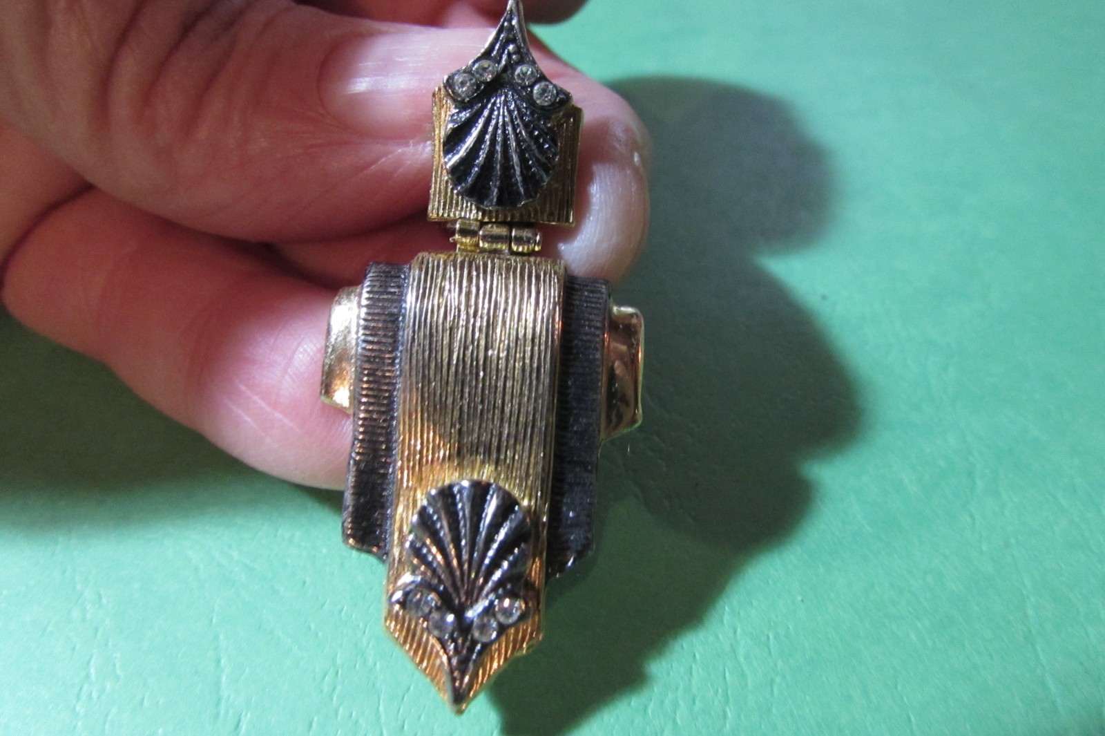 VINTAGE goldtone/silvertone/rhinestone dangle pierced earrings almost 2″ long