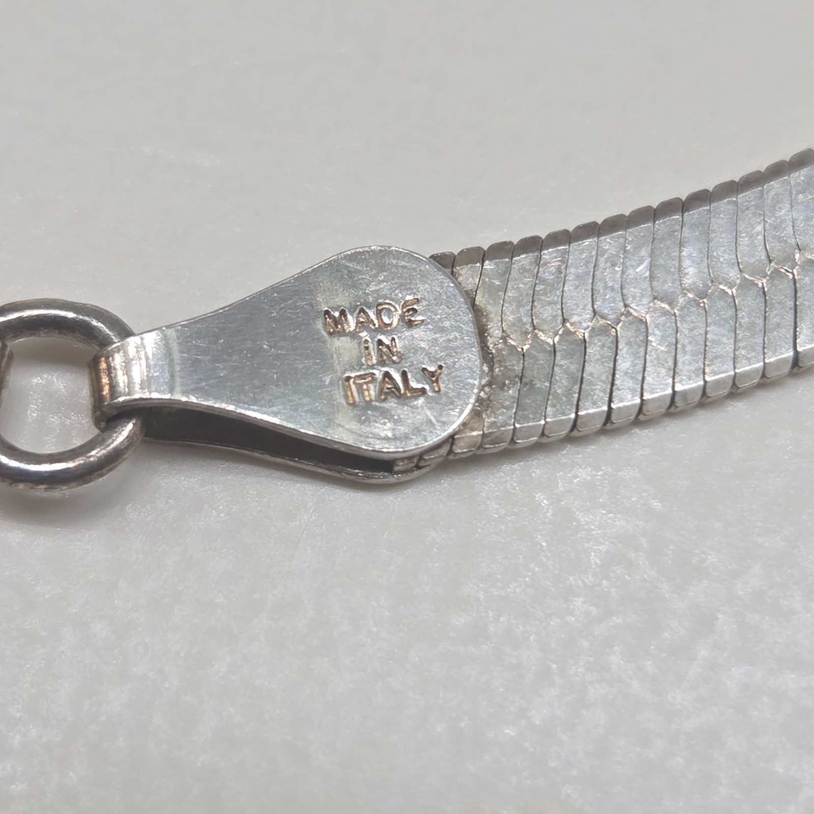 Vintage Milor 925 Sterling Silver Herringbone Bracelet Made Italy 7 1/4″ 5mm 4g