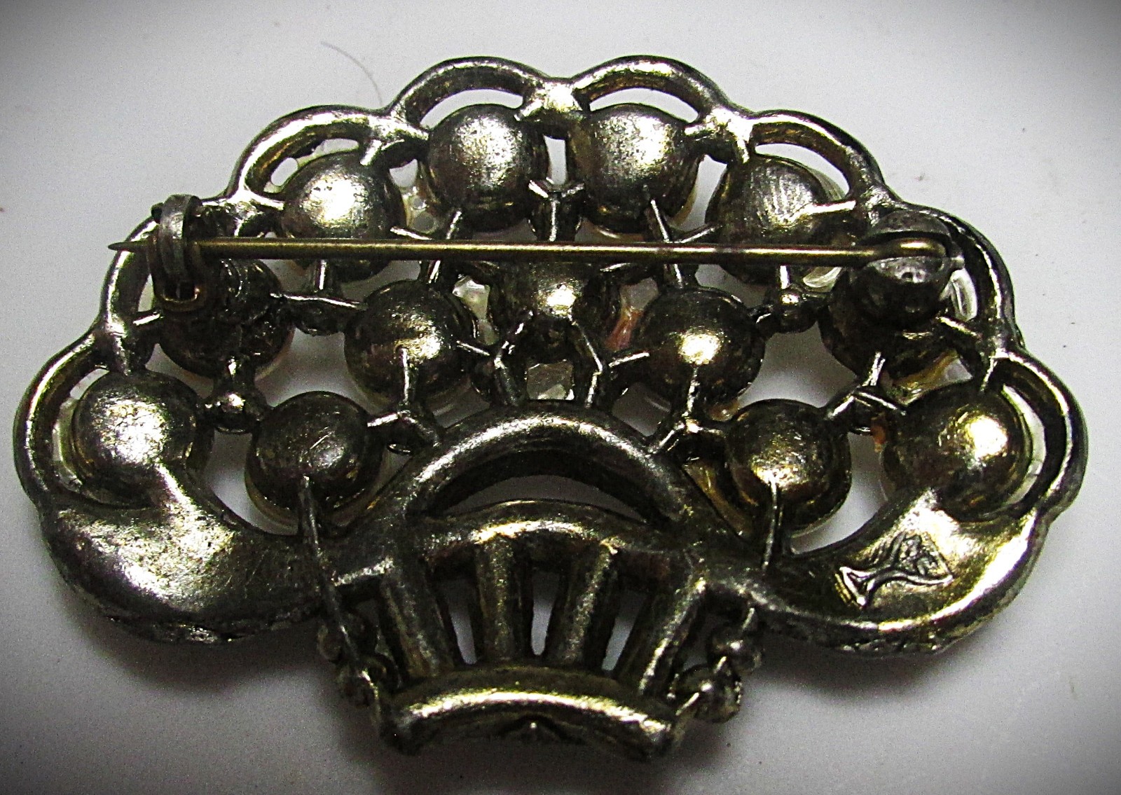 Art Deco New England Glassworks Basket Of Pearls, Enamel, Rhinestone Pin Brooch