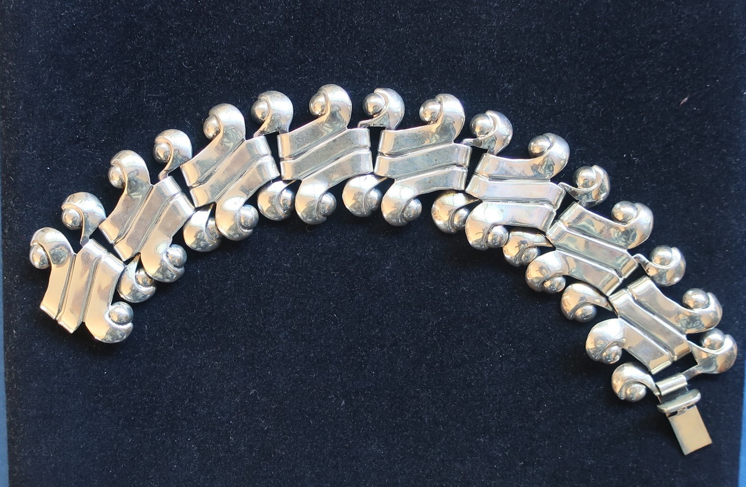 Vintage Mexican ATI 925 Silver Hinged Panel Link Bracelet Spratling inspired 62
