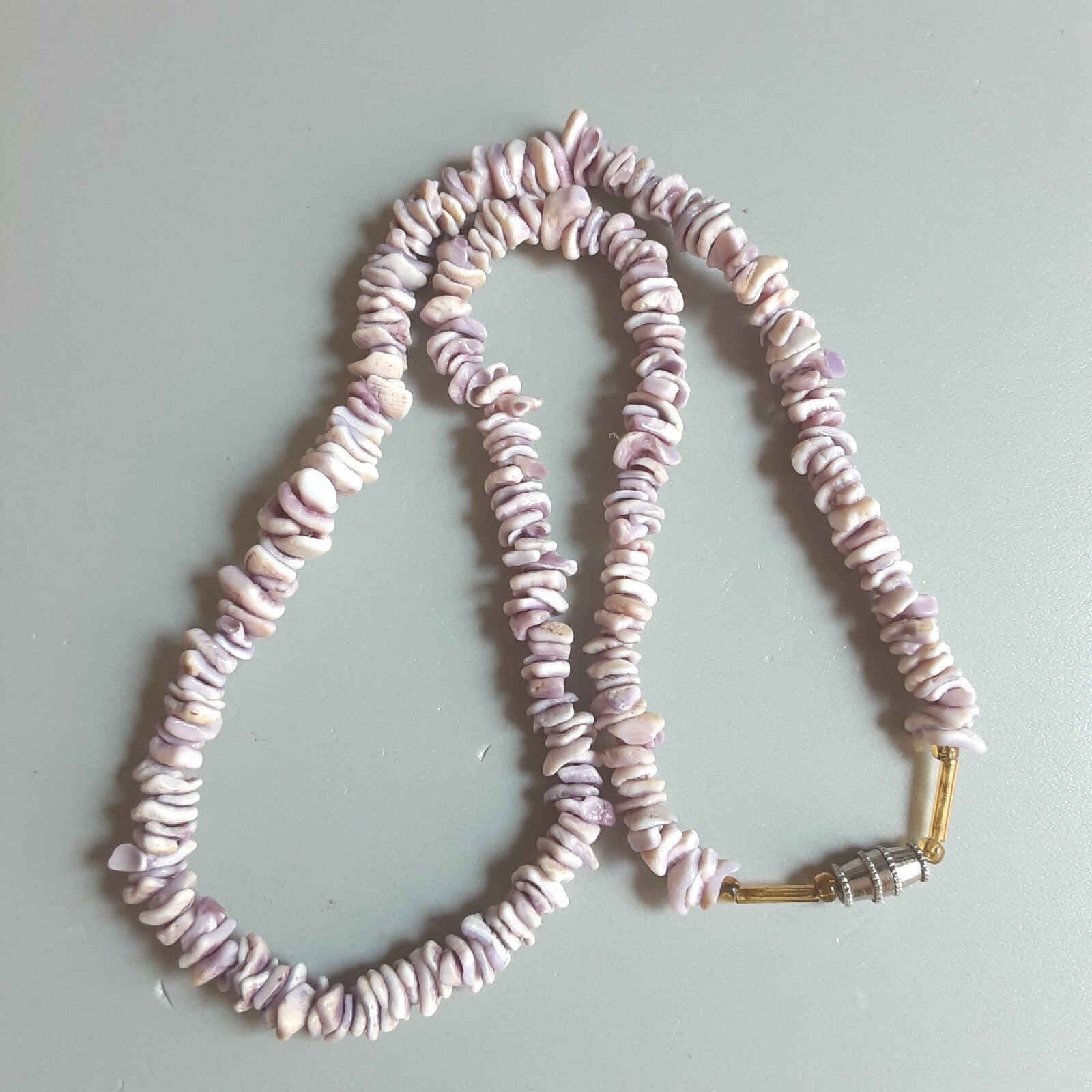 Vintage Purple Shell Necklace Choker 7 Mm 17.5 Inch