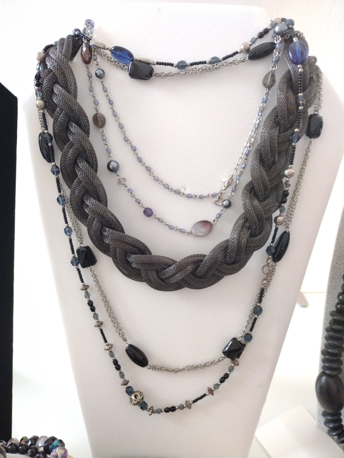 VTG BLACK GOLD BEAD Lot 37 pc All Wearable Some Signed Bracelet Necklace Earring