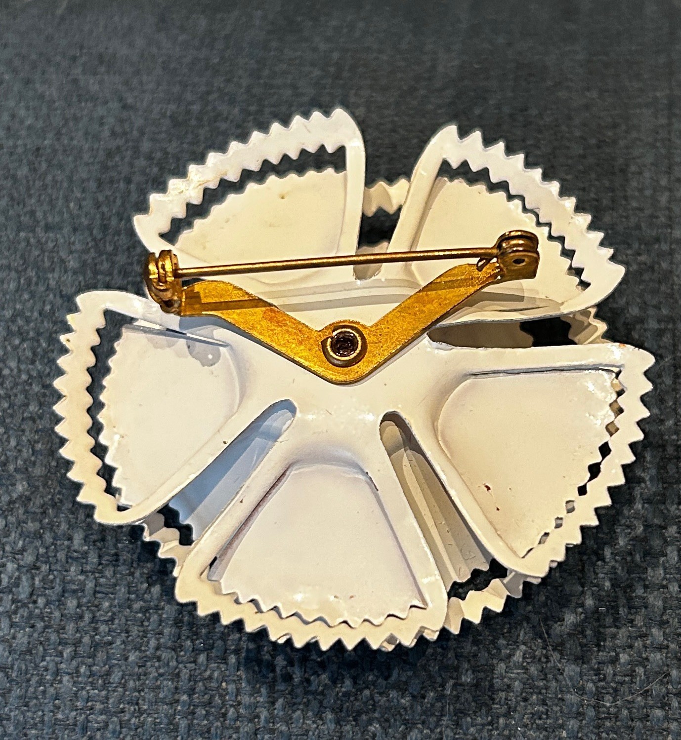 Metal Enamel Coro Flower Pearl Brooch with 2 Pair Clip Earrings Pink & Yellow