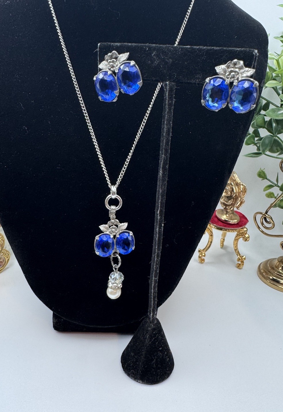 Vintage Circa 1920s Art Deco Necklace & Earrings Set Blue Glass Pearl Floral