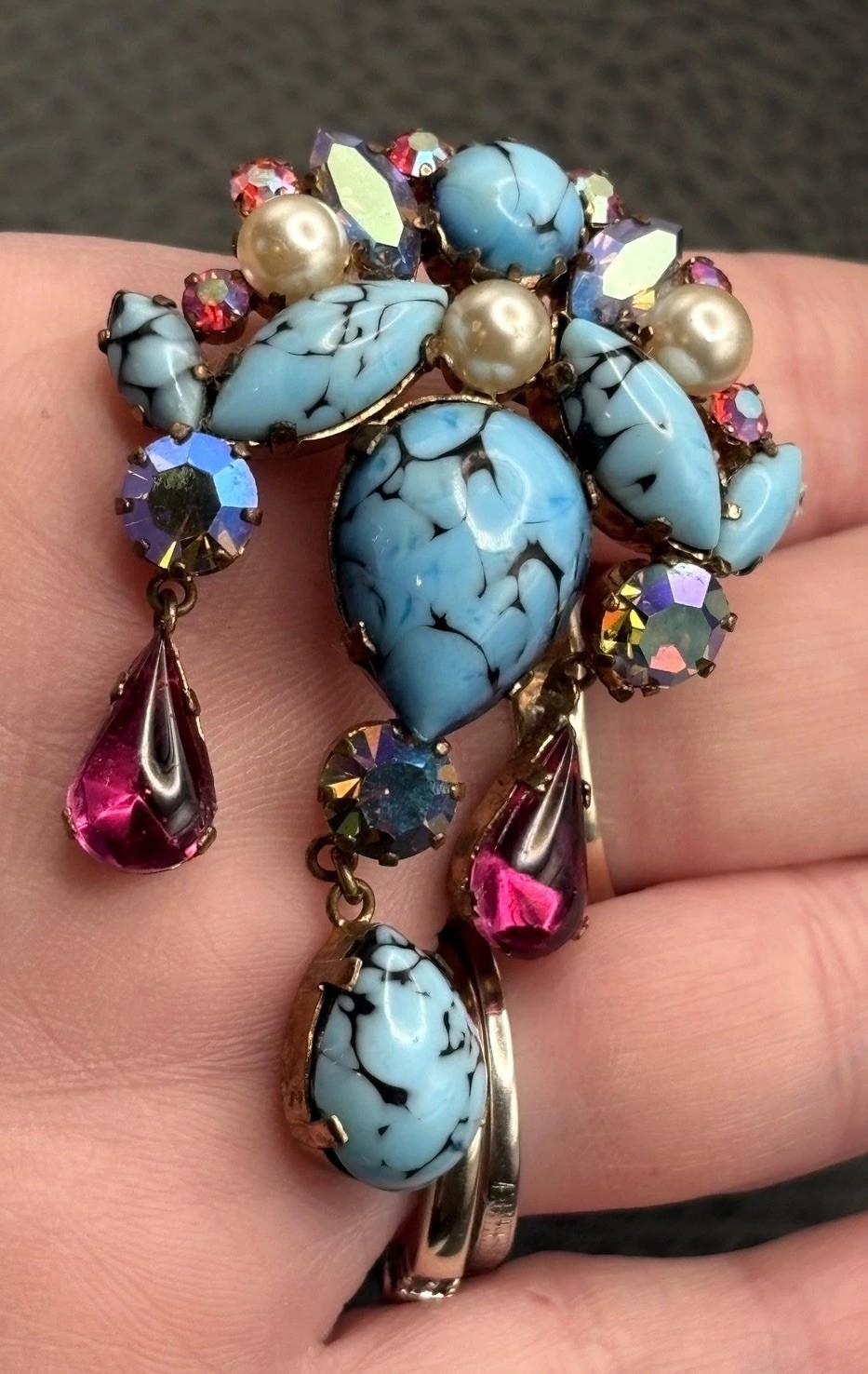 VTG Austrian Glass Faux Turquoise Speckle Rhinestone Dangle Brooch Pendant