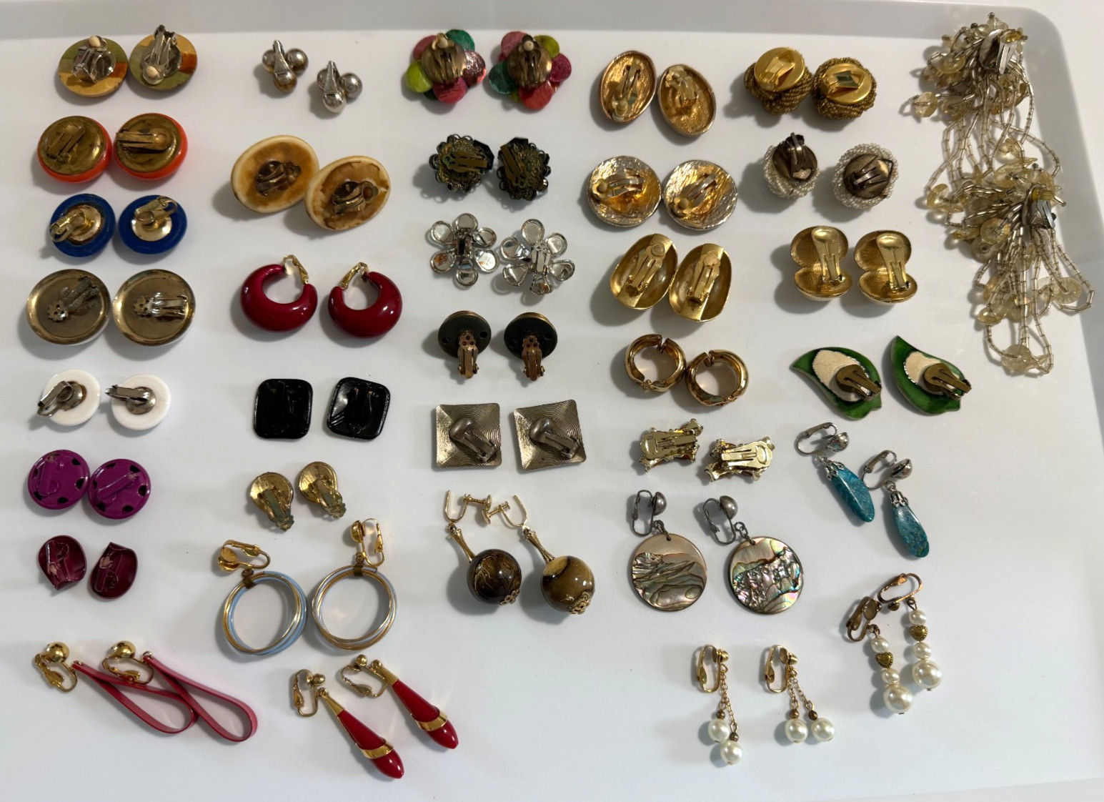 Lot of 35 Vintage Clip Earrings Resin Enamel Beaded Plastic Ceramic Shell Metal