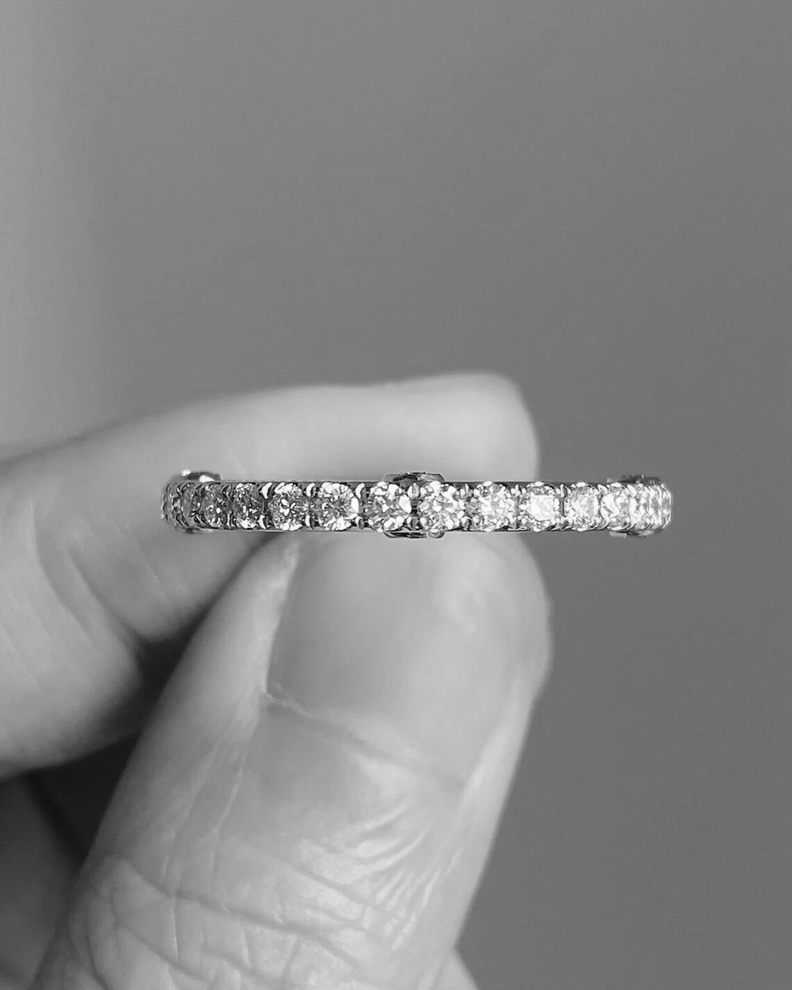 1/4Ctw White Round Cut CZ Antique Style Art Deco Wedding Band Ring In 925 Silver