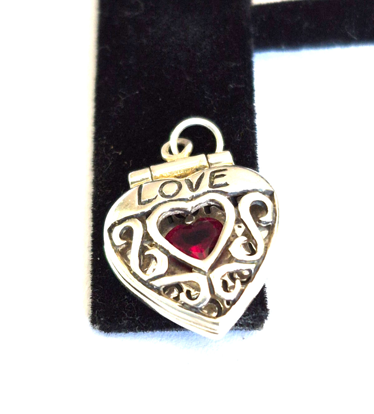 Vintage Sterling Silver Marked SU Ruby Scroll Work Double Heart Love Pendant