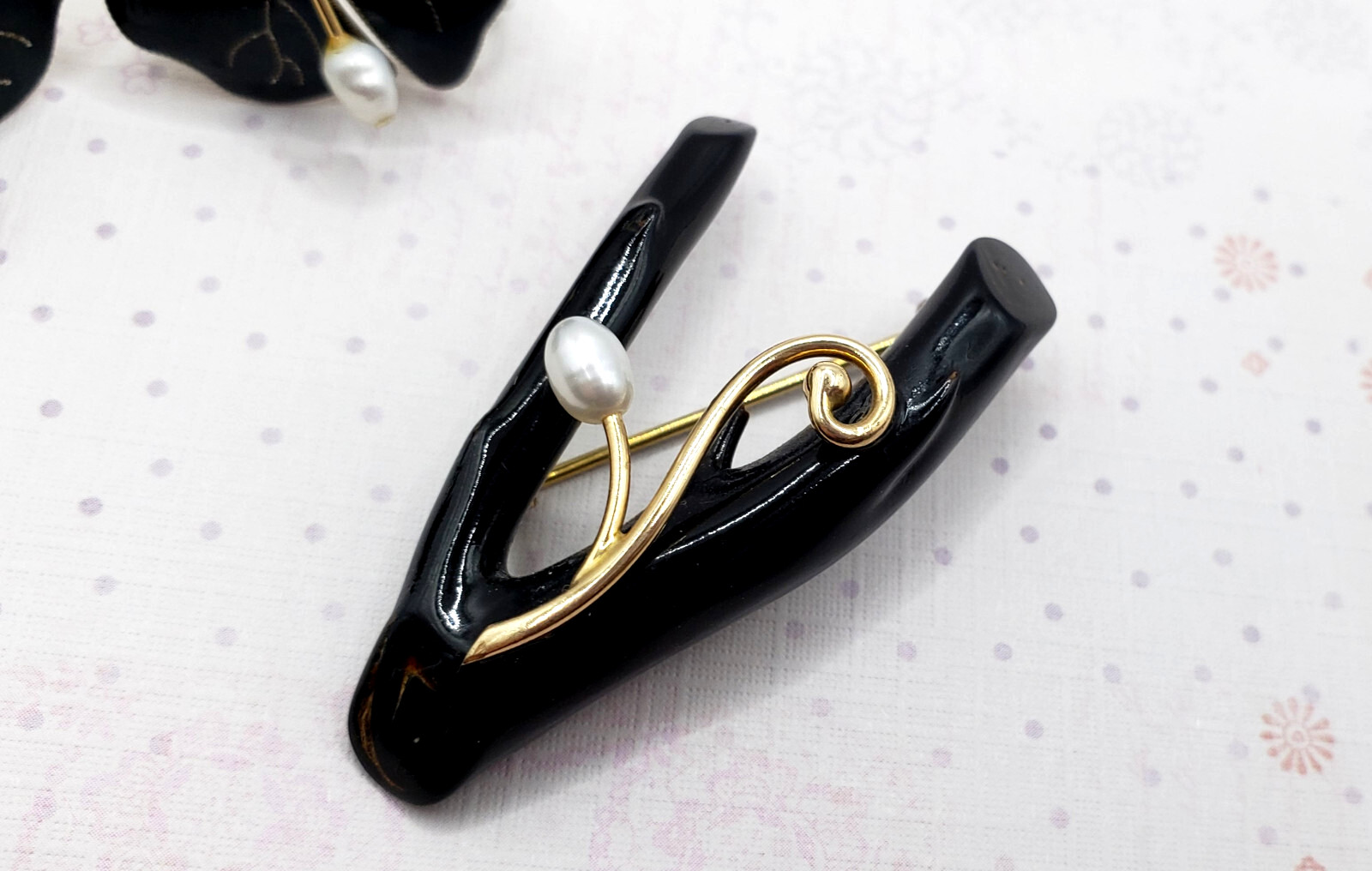 Vintage 14K Gold Pearl & Black Coral Branch Brooch & Earrings Set