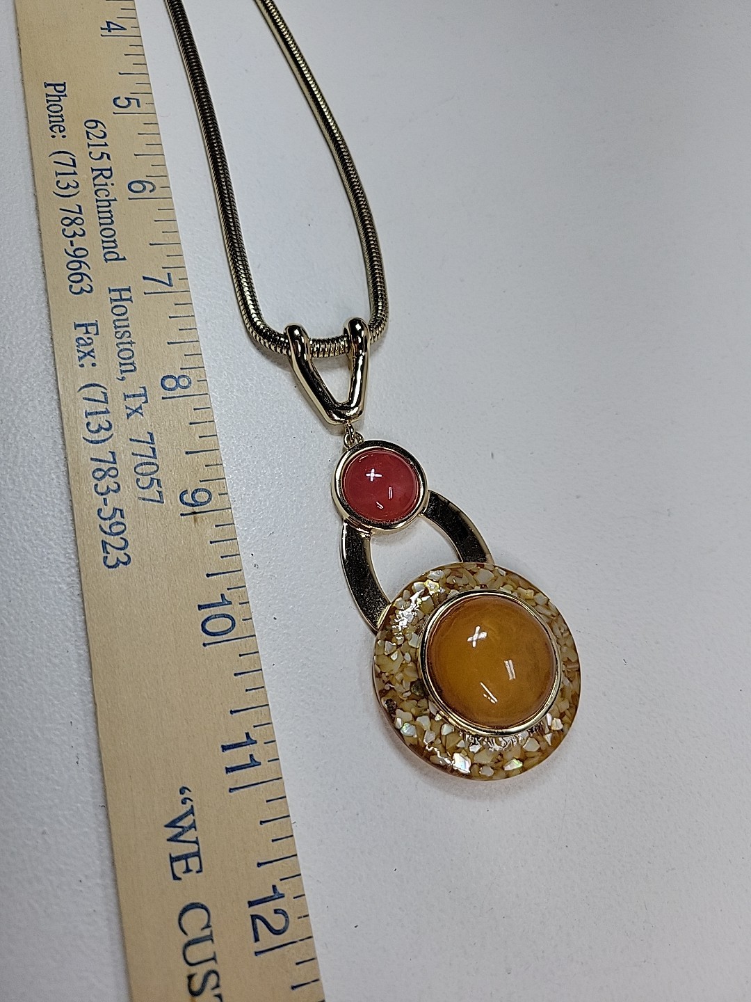 Chico’s Gold Tone Statement Necklace Pink, Orange, Lucite Cream Pendant 16″