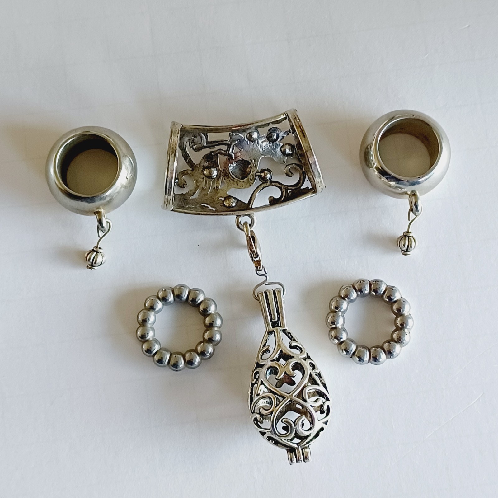 Silver Tone Floral Rings Scarf Bail Ring