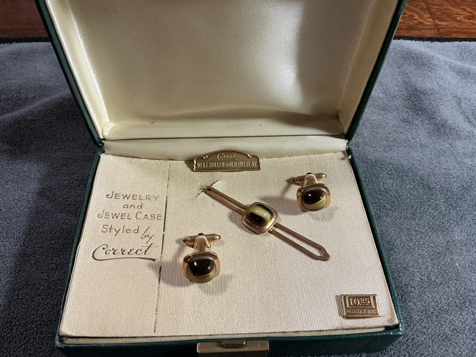 Vintage CORRECT 10k Rolled Gold Overlay Cufflinks & Matching Tie Bar Set