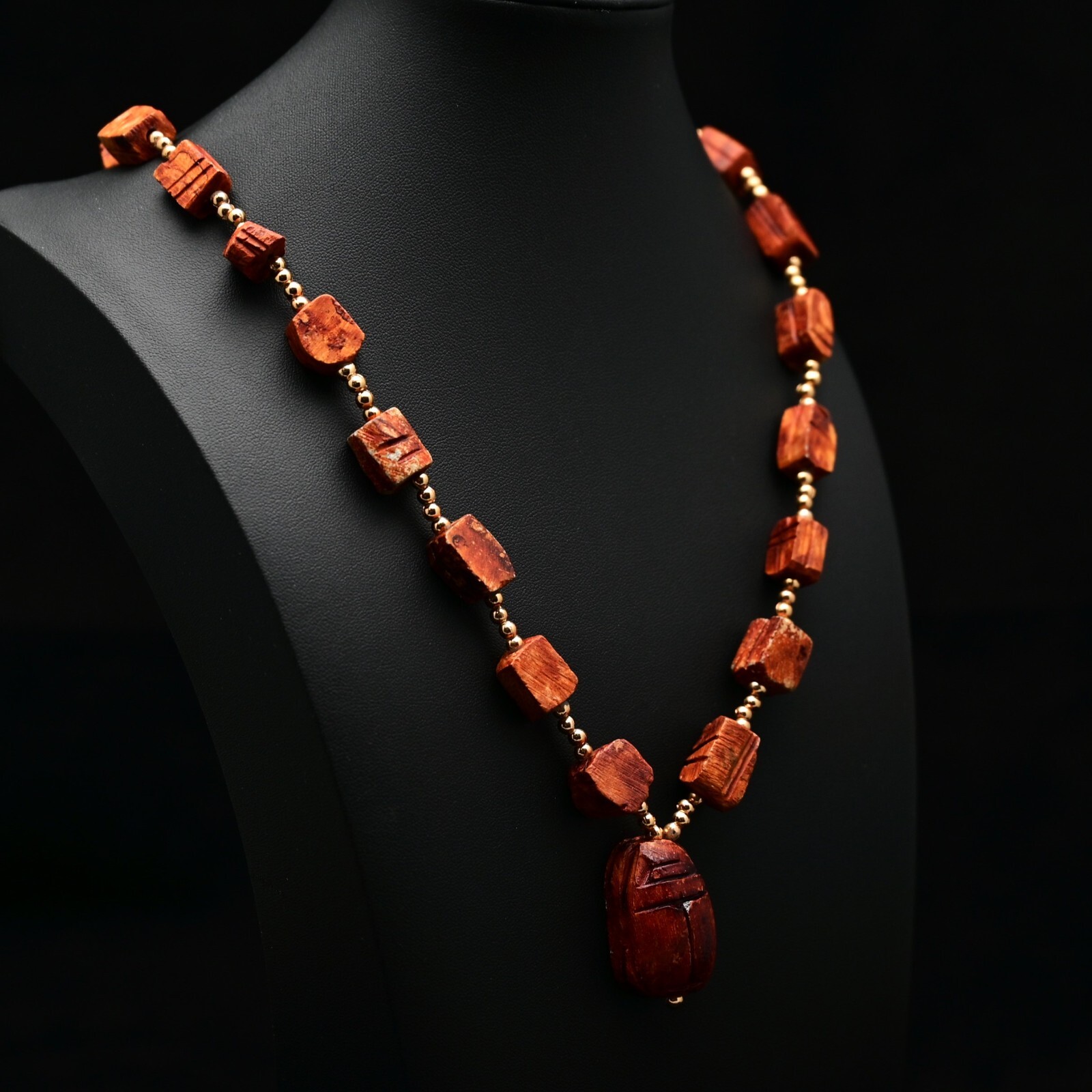 Vintage Original East India Red Agate Carnelian Gemstone Pendant Estate Necklace