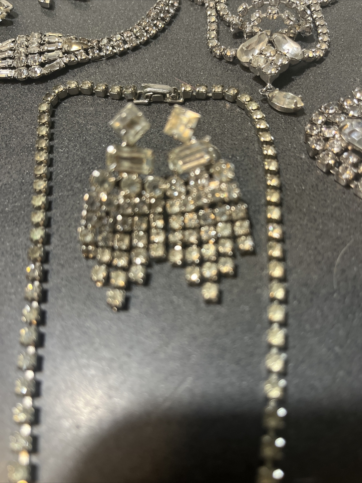 VINTAGE ESTATE LOT 4 CLEAR RHINESTONE NECKLACES 3 PAIR SCREWBACK DANGLE EARRINGS