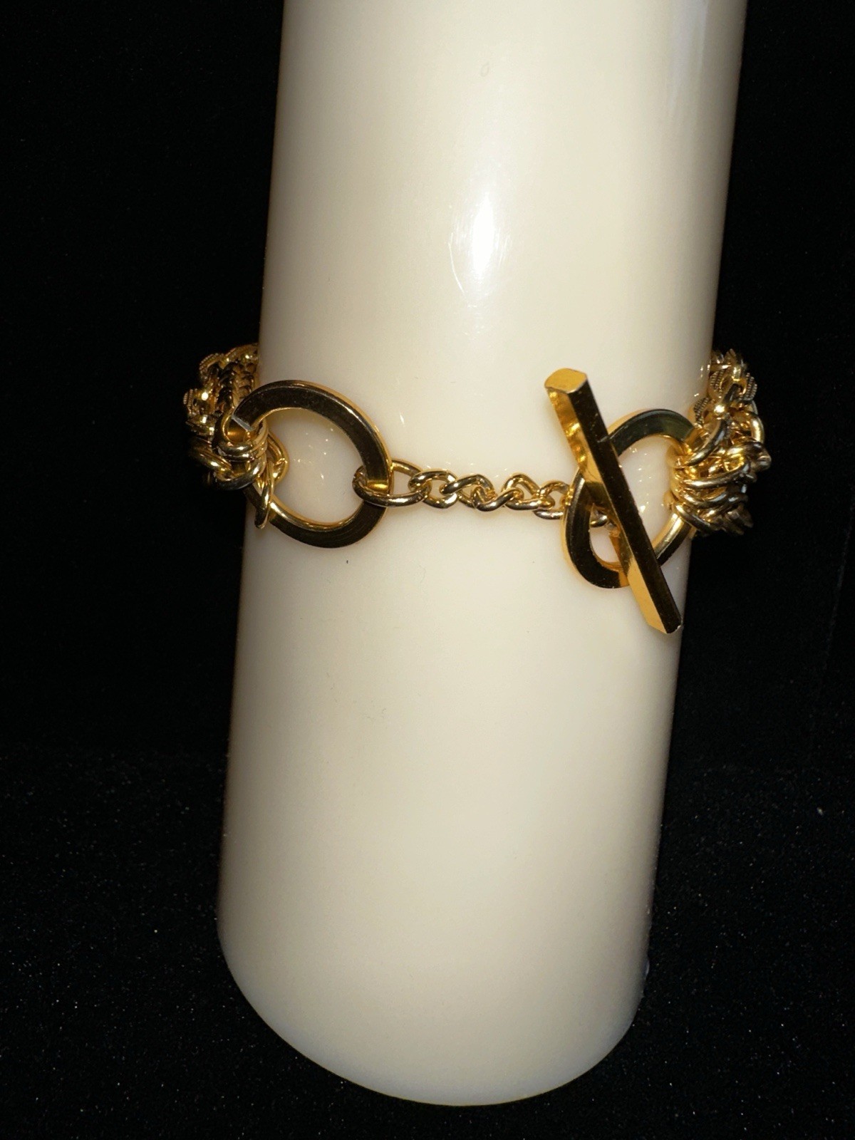 Vintage Beautiful 9” Gold Tone Multi Chained Bracelet Perfect For Daily Wear