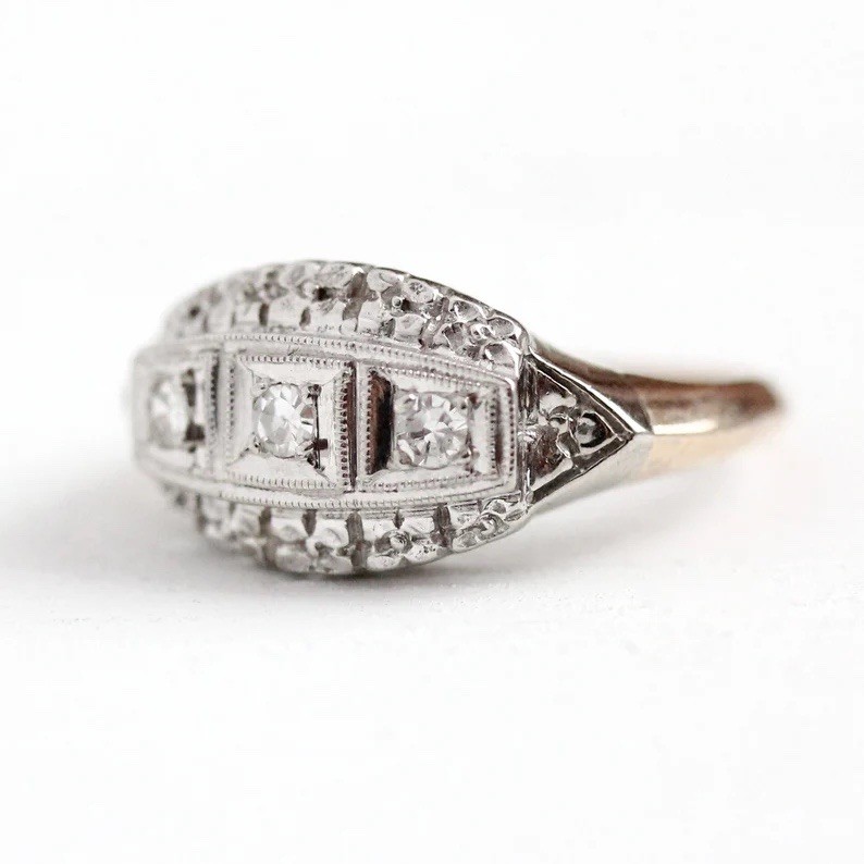 1940 Mid-Century Vintage Yellow & White Illusion Flower Engagement Princess Ring