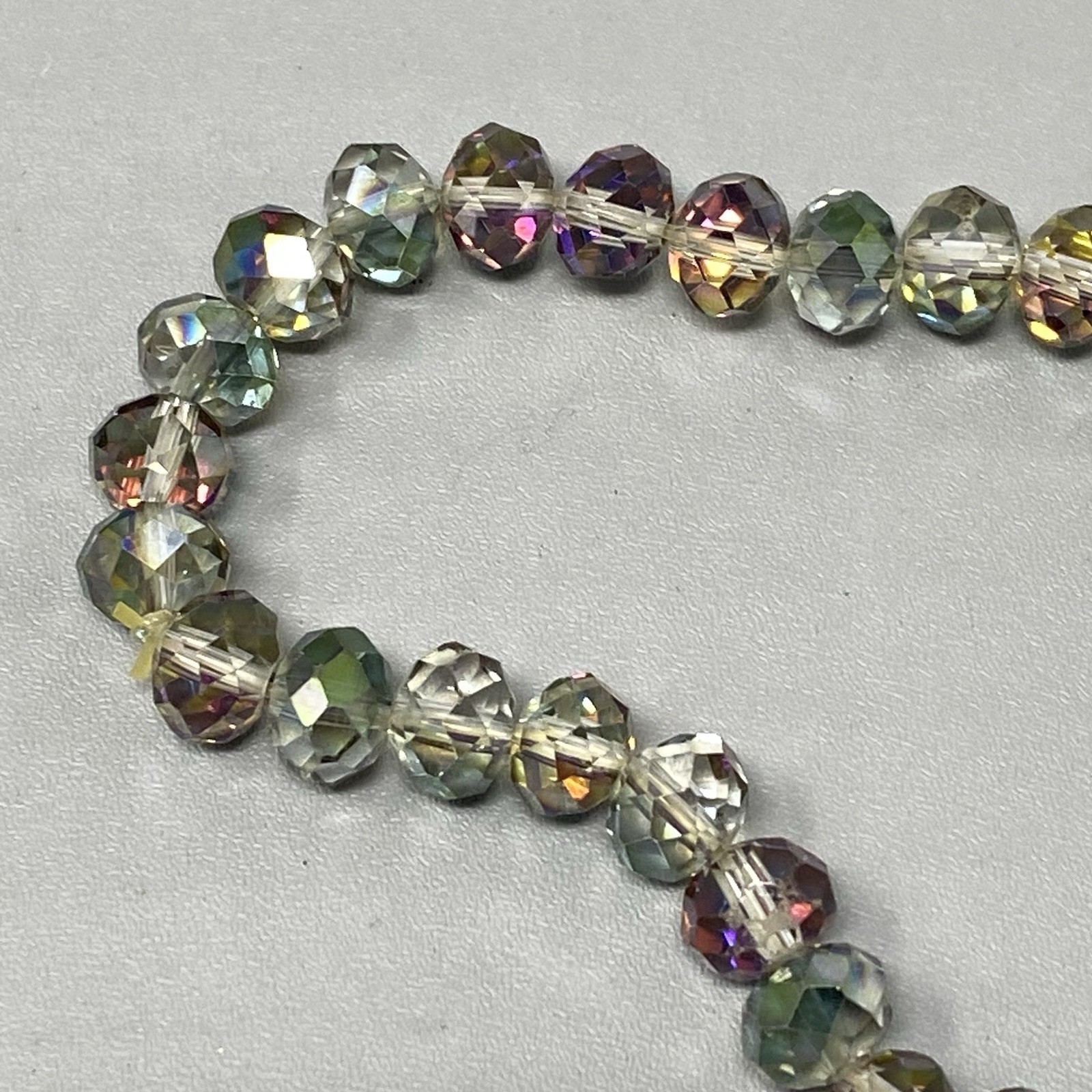 Iridescent Glass Bead Bracelet Surface Coated Aurora Borealis Stretch Faceted 7″